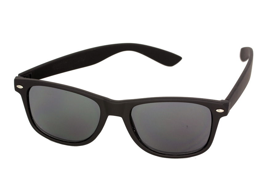 Wayfarer med mattsvart bÃ¥ge, bÃ¤stsÃ¤ljare!