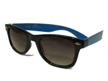 Svarta Wayfarer med blÃ¥ skalmar