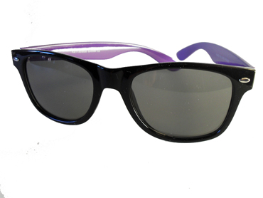 Svarta Wayfarer med lila skalmar