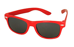 Barn wayfarer solglasÃ¶gon i rÃ¶tt - Design nr. 3236